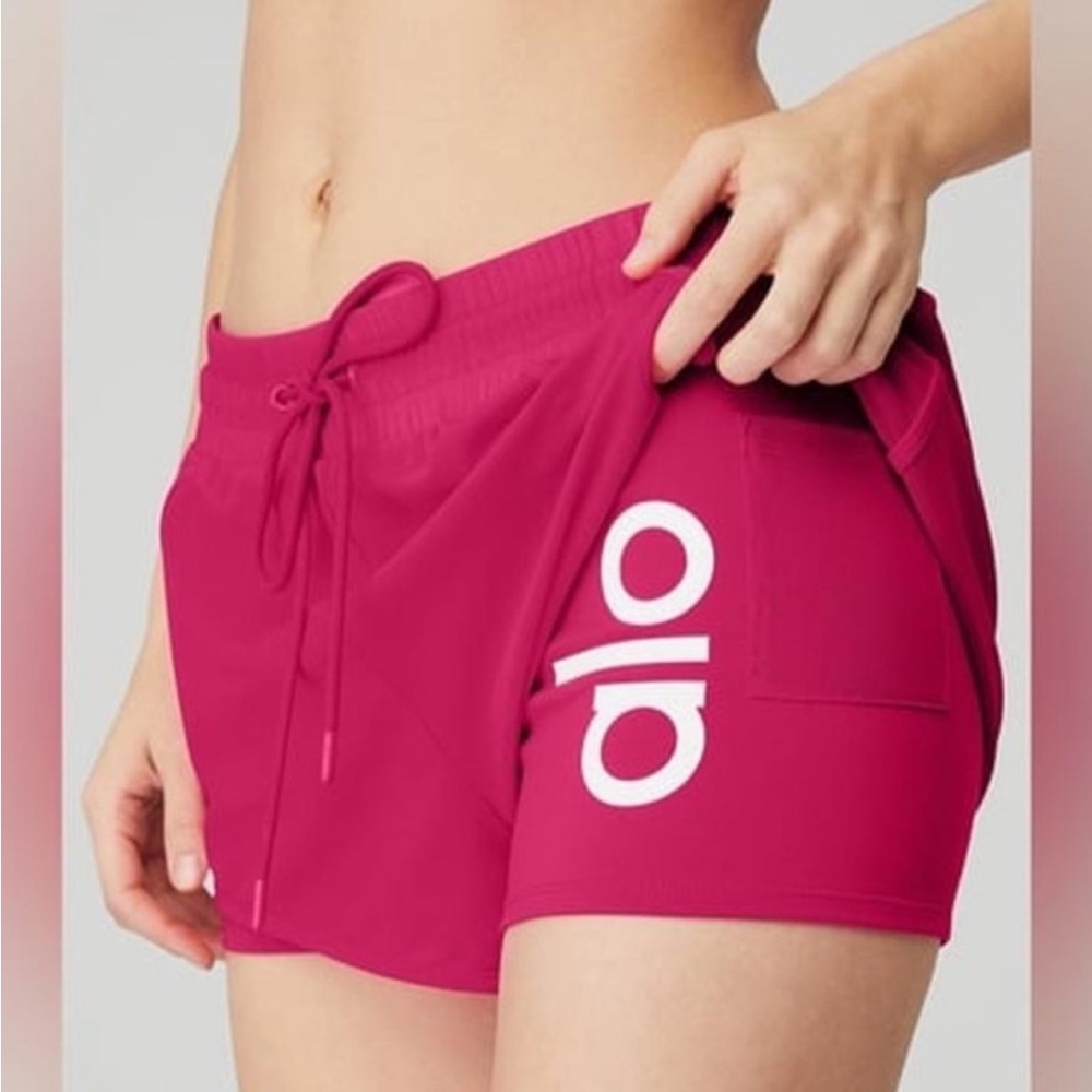 Alo Ambience Short in Magenta Crush, size small